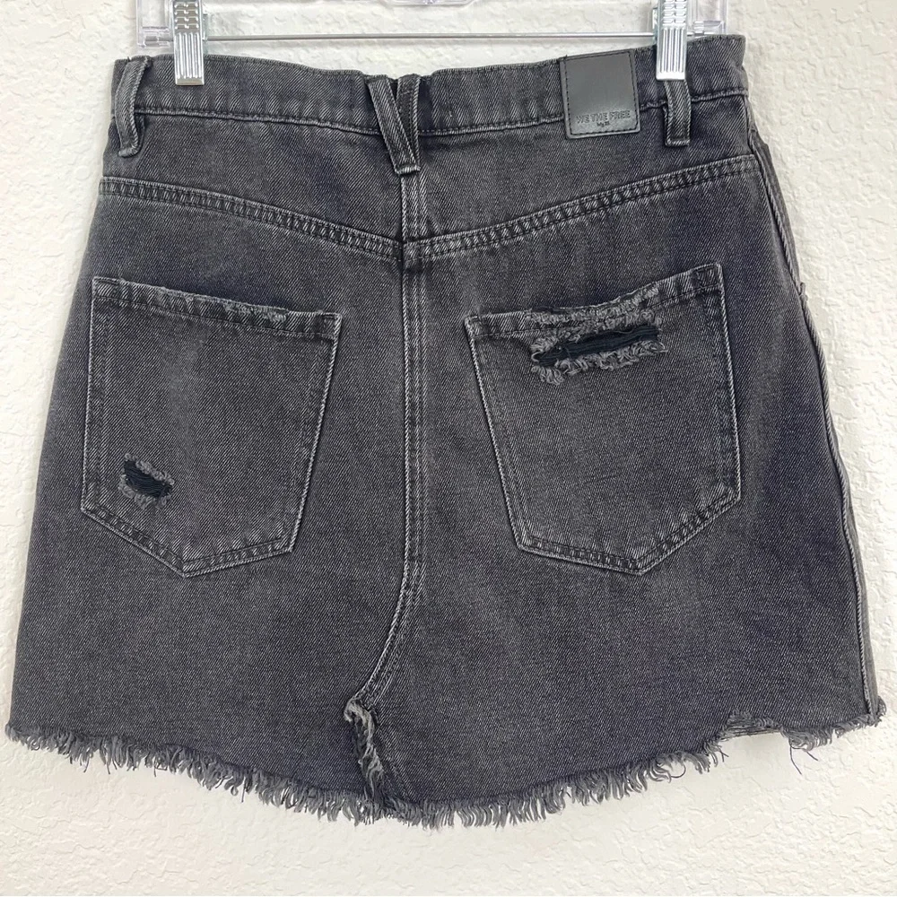 Free People We the Free Black Denim Skirt Raw Hem Button Fly Size 30 - Picture 4 of 12
